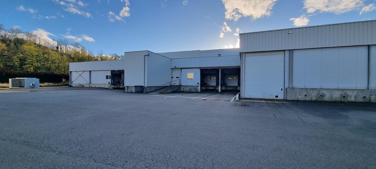 Entrepôt classe b Civrieux-d'Azergues 5347m² Location entrepôt classe b Civrieux-d'Azergues Rhône OLLOG2316153 5